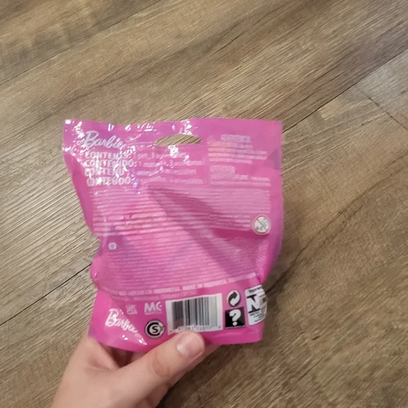 Barbie Color Reveal Blind Bags pet series - set of 5 NWT NIP - Picture 7 of 10